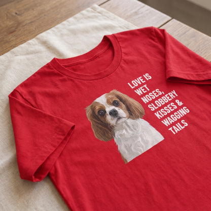 Close-up of the printed design and material. [ks Colour=Red; kind=closeup]